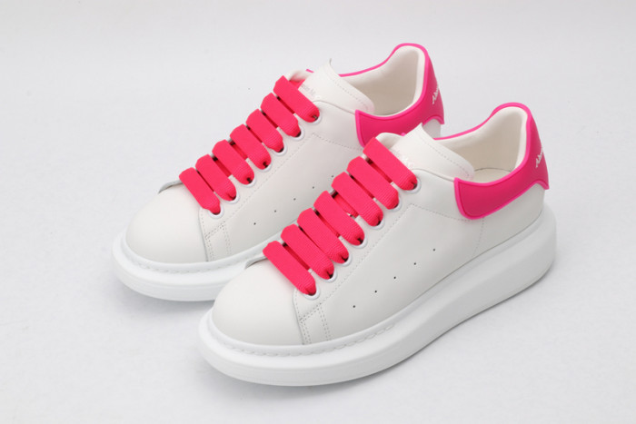 alex mcqu sneakers