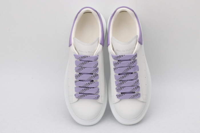 alex mcqu sneakers