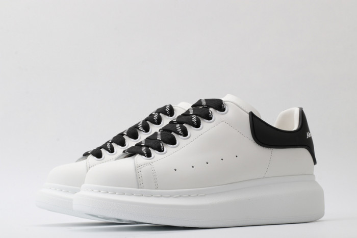 alex mcqu sneakers
