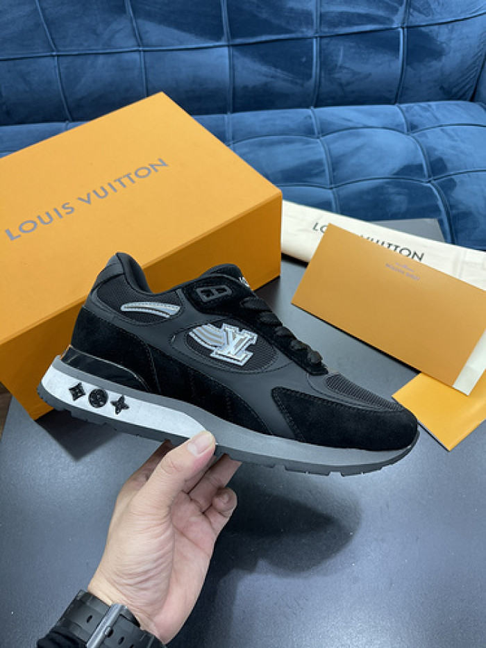 lovt sneaker
