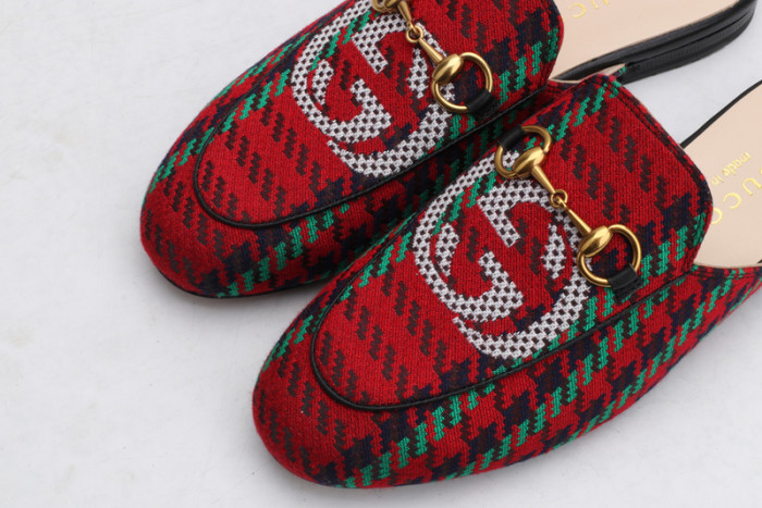guc loafer