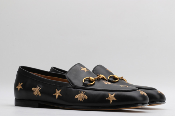 guc loafer