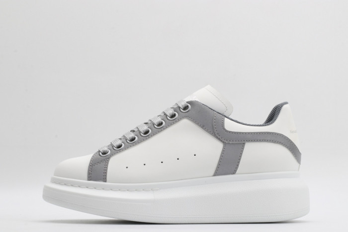 alex mcqu sneakers