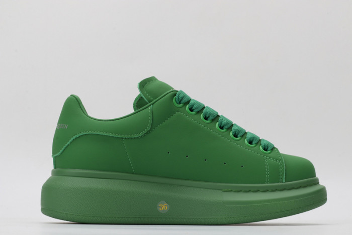 alex mcqu sneakers