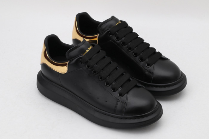alex mcqu sneakers