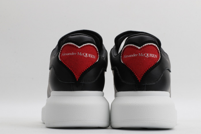 alex mcqu sneakers