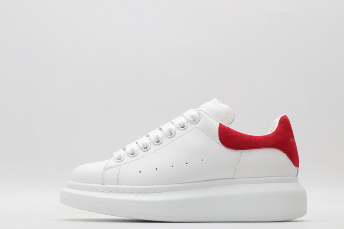 alex mcqu sneakers