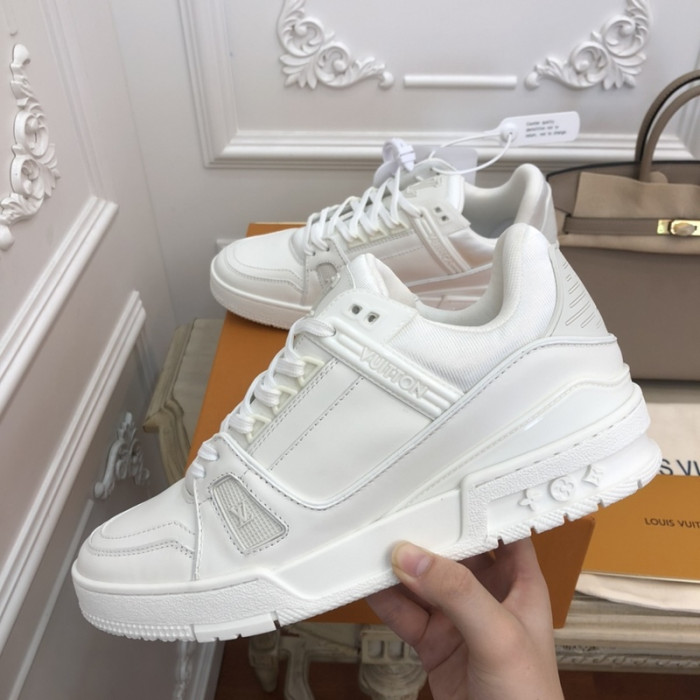 lovt sneaker