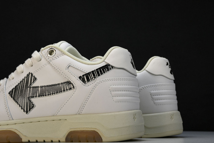 of sneakers 2307261