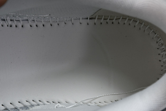 of sneakers ow-32