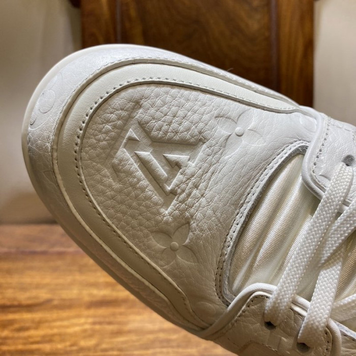 lovt sneaker