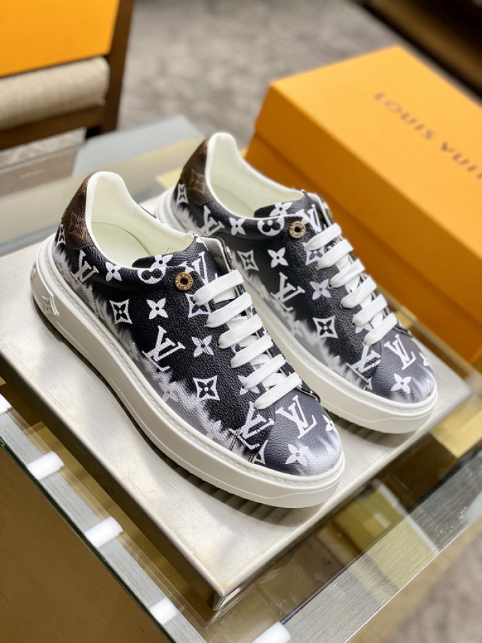 lovt sneaker
