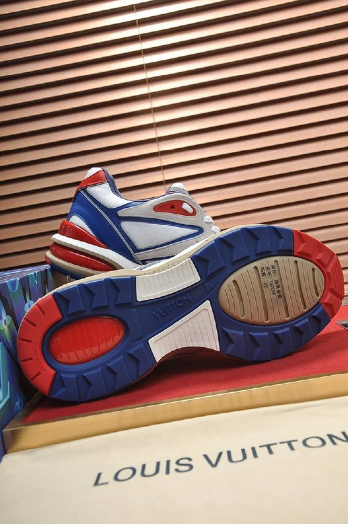 lovt sneaker