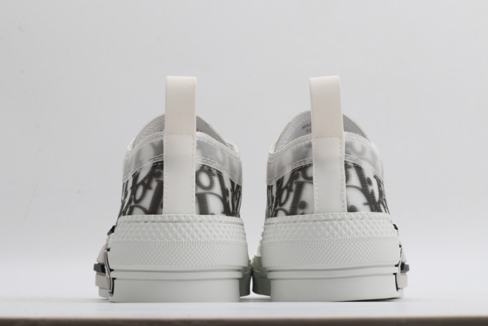 dr b23 homme kaws h903p167