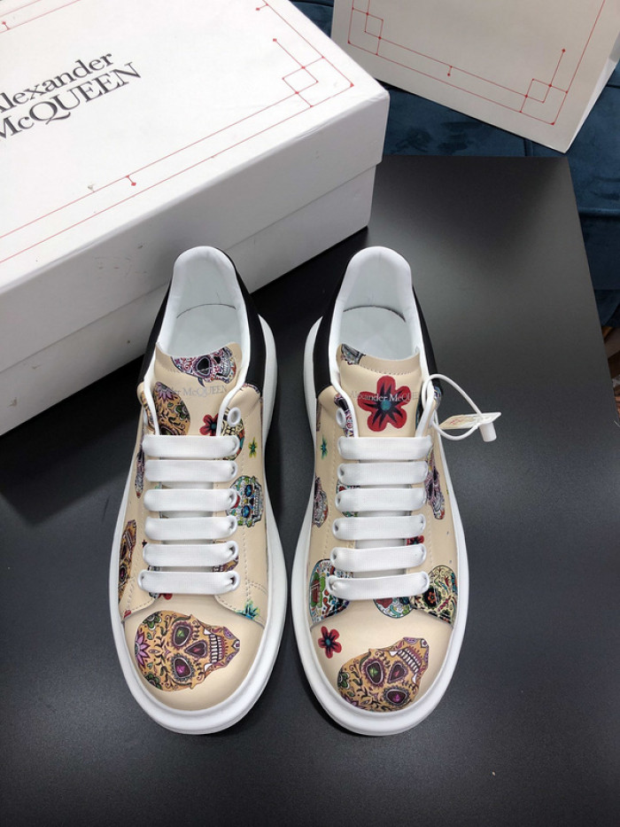 alex mcqu sneakers
