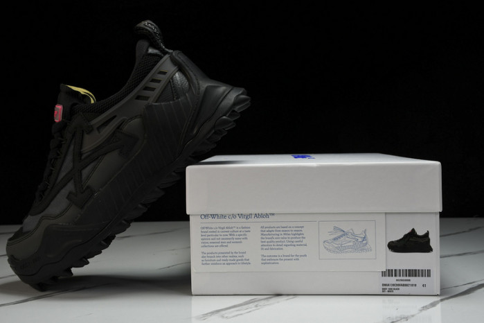 of sneakers ow-33