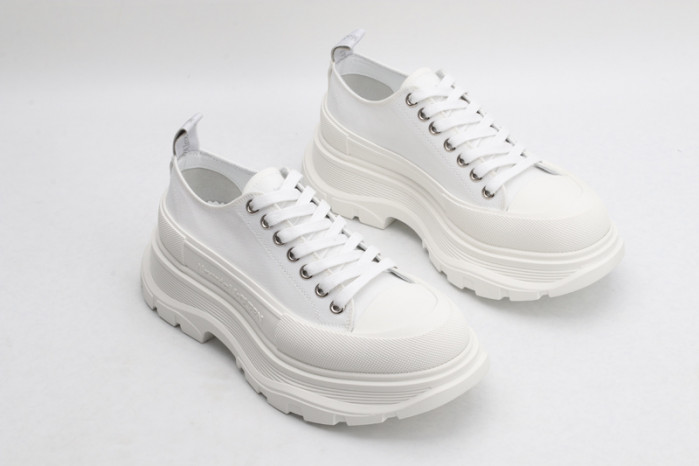 alex mcqu sneakers