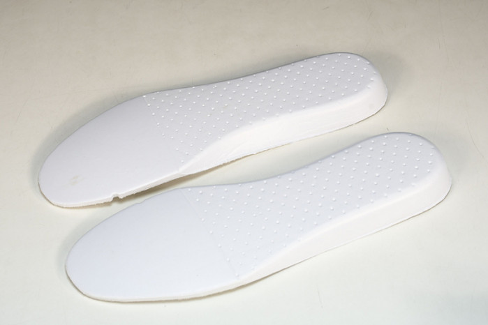 of sneakers ow-26