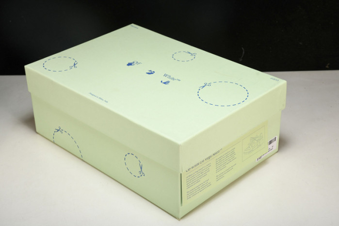 of sneakers ow-27