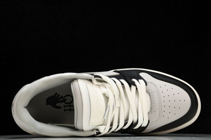 of sneakers ow-17