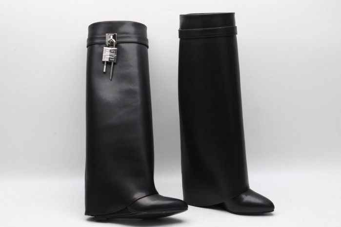 given*chy sneakers gv-12
