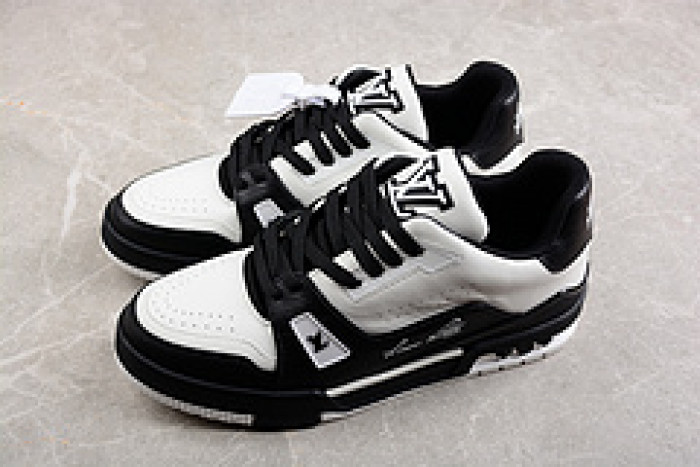 lovt sneaker