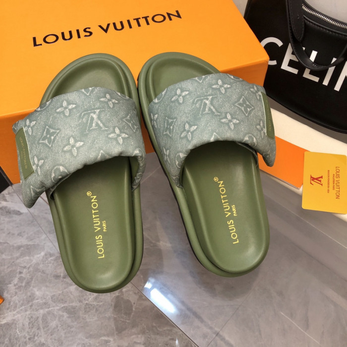 lovt sandal