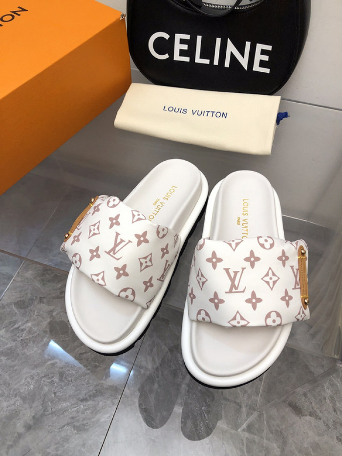 lovt sandal
