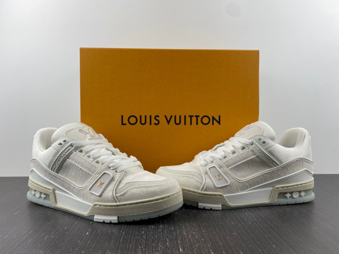 lovt sneaker