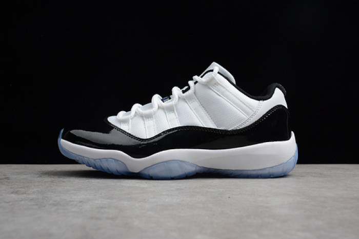 air jordan 11 low emerald 528895-007