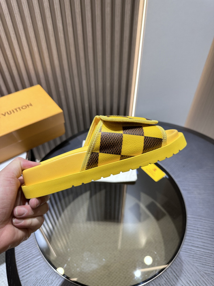lovt sandal