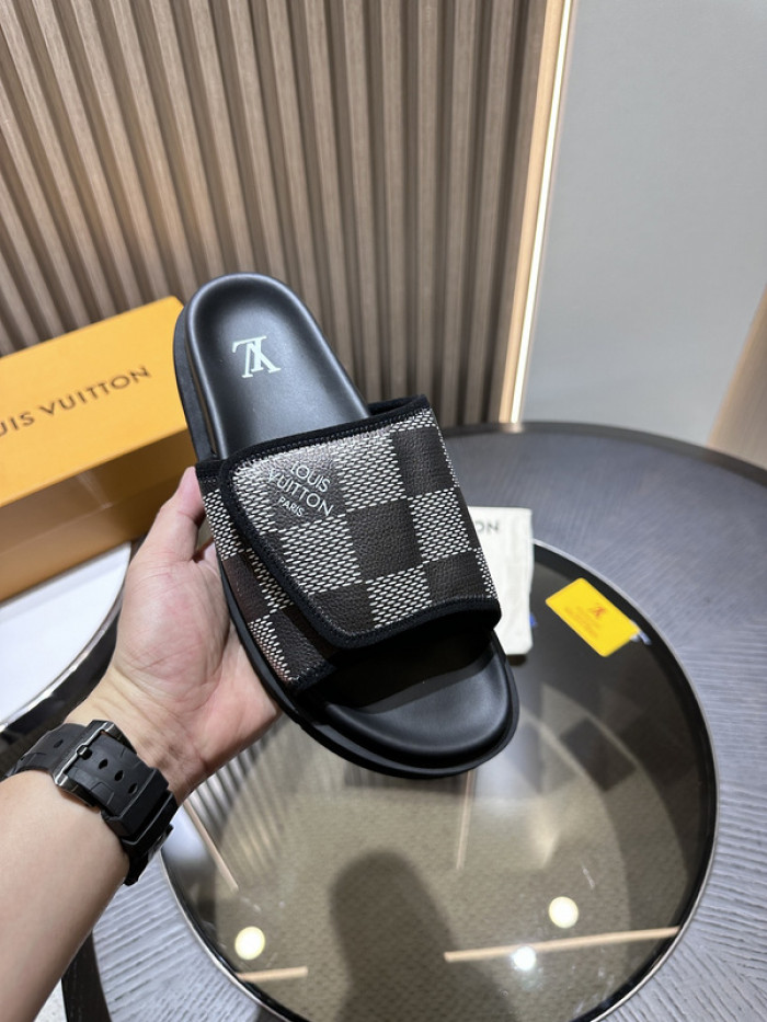 lovt sandal