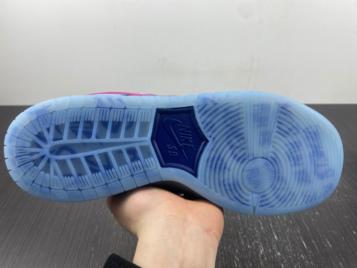 nike sb dunk low run the jewels do9404-400