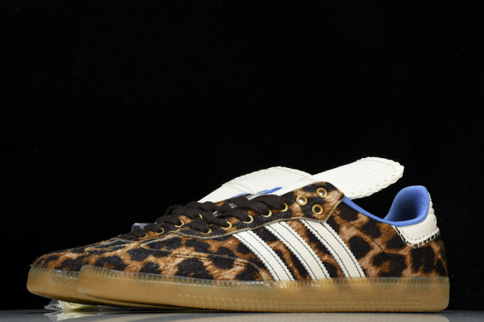 ad low-top sneaker 240506002