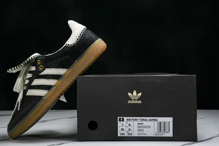ad low-top sneaker gazelle indoor ie0580