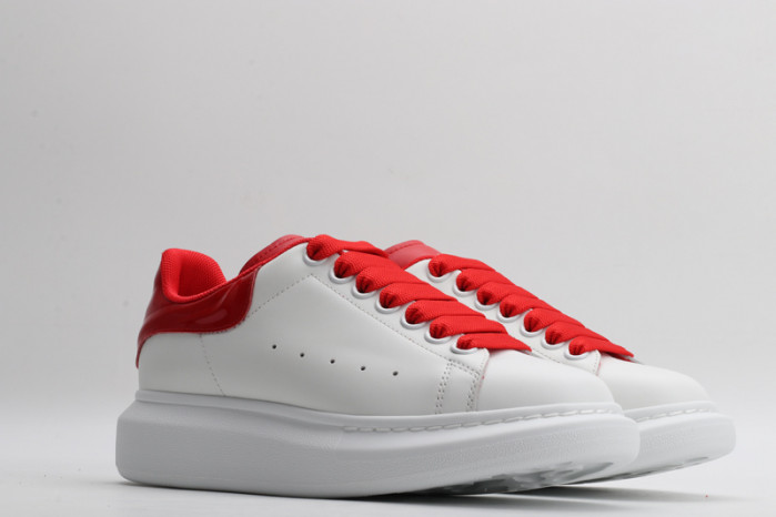 alex mcqu sneakers