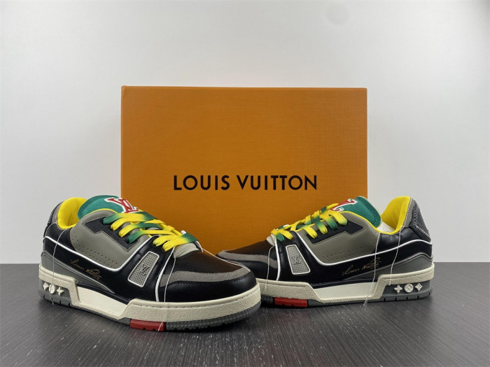 lovt sneaker